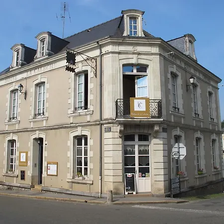 Le Relais De La Calèche