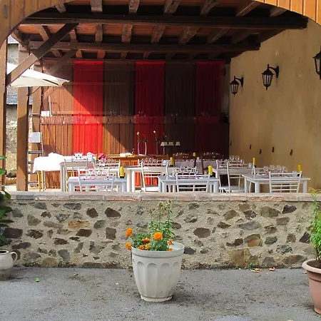 Le Relais De La Calèche Saint-Denis-dʼAnjou