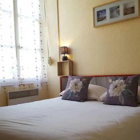 Le Relais De La Caleche *