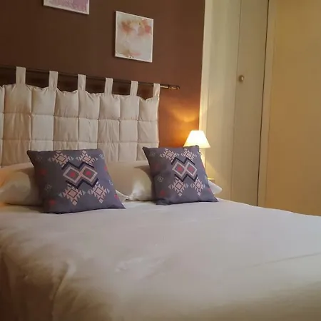 Le Relais De La Calèche Saint-Denis-dʼAnjou