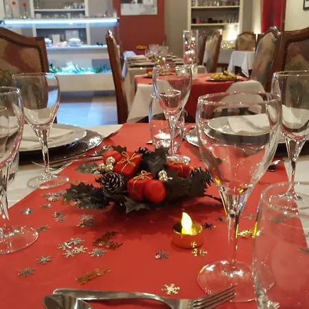 Hotel Le Relais De La Caleche *